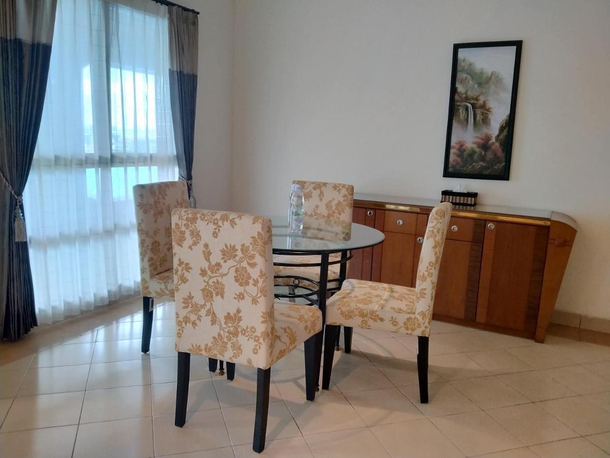 Apartemen Puncak Marina 수라바야 외부 사진